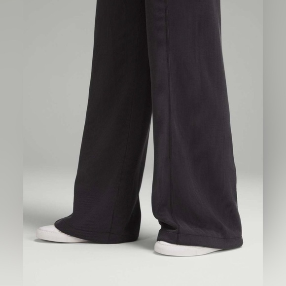 Lululemon | Ribbed Softstreme Mid-Rise Pant 32" Black Size 10 - Picture 4 of 15